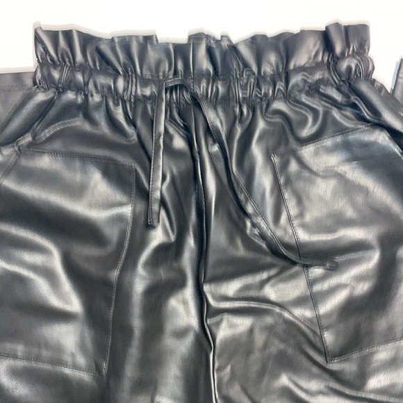 Gracia faux leather straight leg pants - Picture 4 of 6